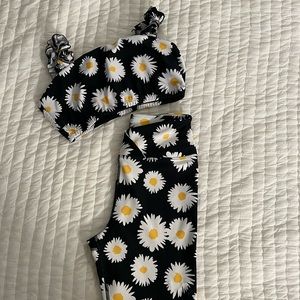 Year of Ours Daisy Workout Set